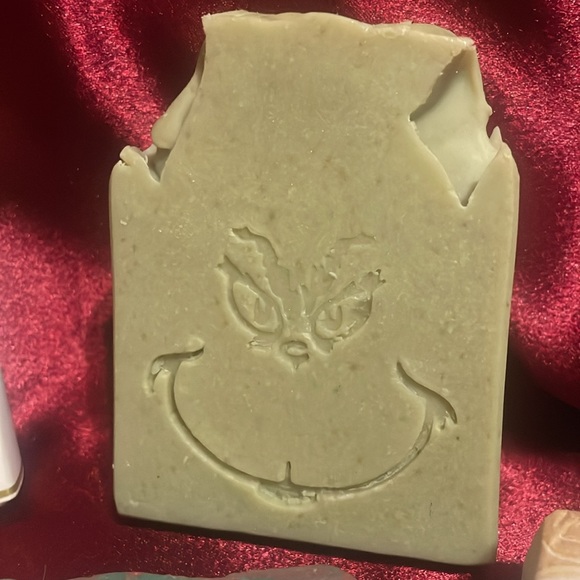 Hand crafted SOAP - giftable - Picture 3 of 11